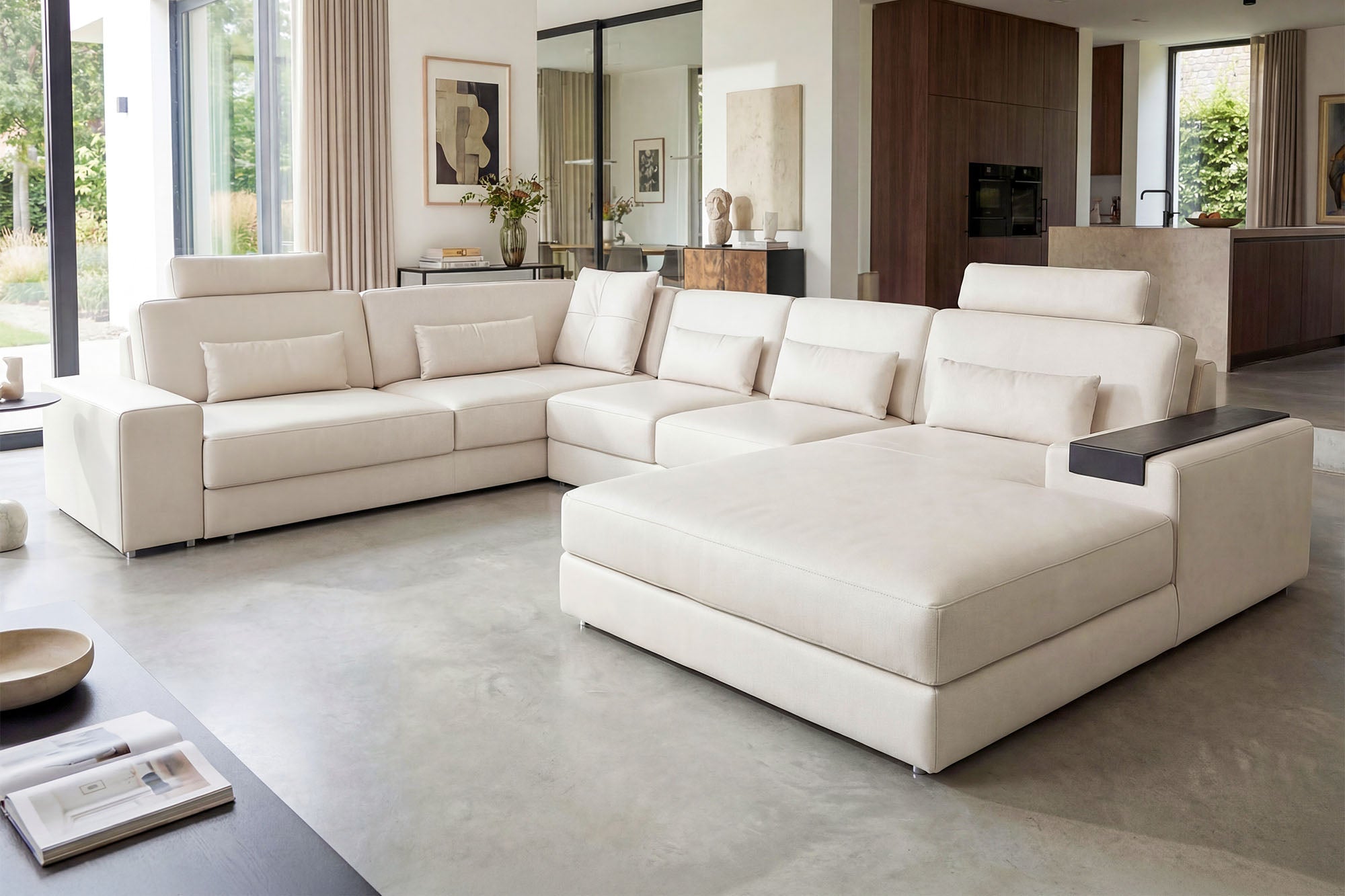 Los Angeles Modern Leather U-Chaise Sectional